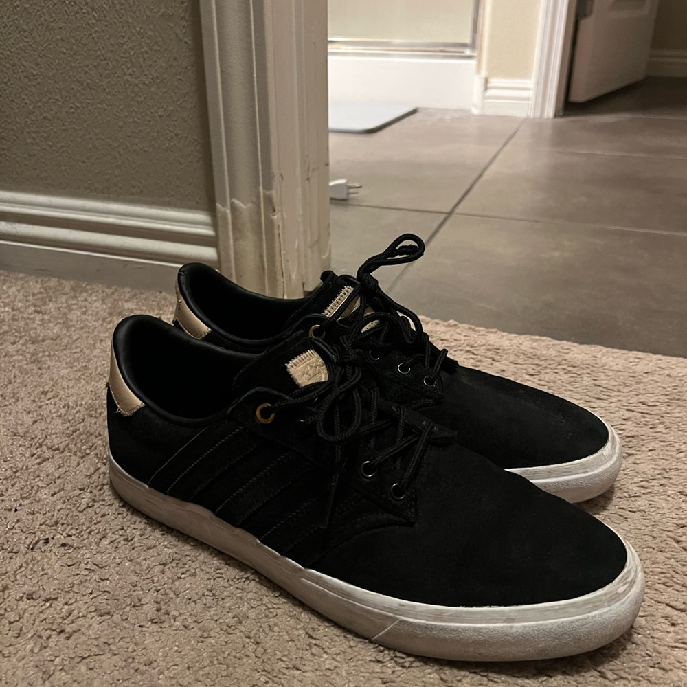 Men’s Adidas shoes- size 12